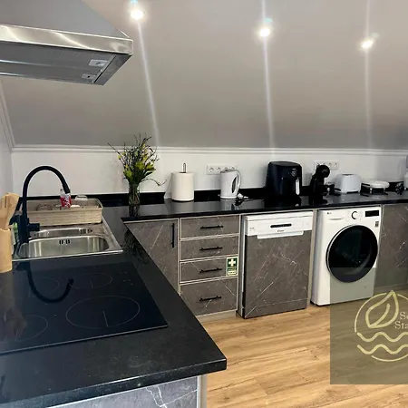 Apartment Palheiro Dos 3 A's